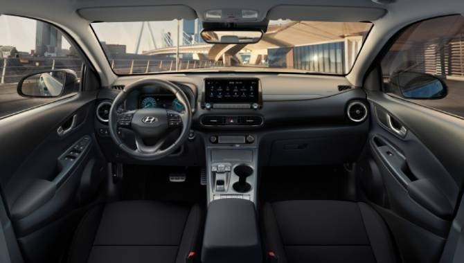 Hyundai KONA Hybrid - Interior