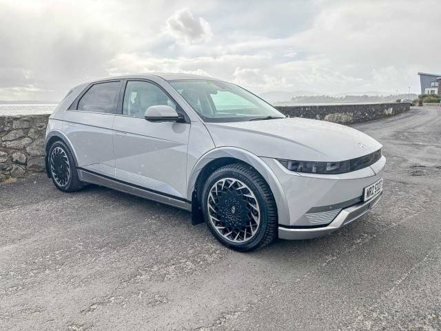 Hyundai Ioniq 5 E (305ps) Ultimate 73kWh AWD Hatchback Electric Grey