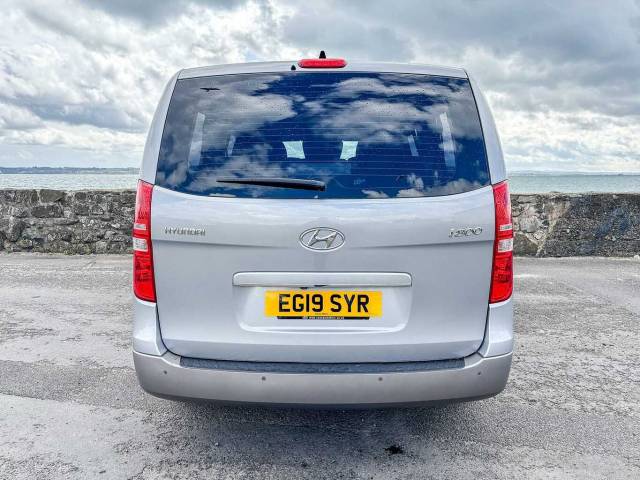2019 Hyundai I800 2.5CRDi (136bhp) SE Nav (8st) MPV