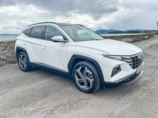 Hyundai Tucson HYBRID 1.6 T-GDi (230ps) Ultimate 4x4 vehicle Hybrid White