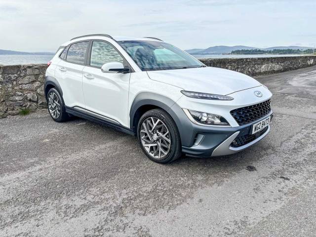 Hyundai Kona 1.6 GDi Hybrid Premium 5dr DCT Hatchback Hybrid White