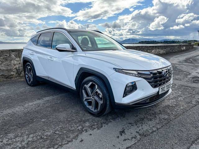 Hyundai Tucson 1.6 TGDi Hybrid 230 Ultimate 5dr 2WD Auto 4x4 vehicle Hybrid White