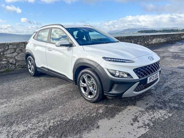 Hyundai Kona 1.0 TGDi 48V MHEV SE Connect 5dr Hatchback Petrol White